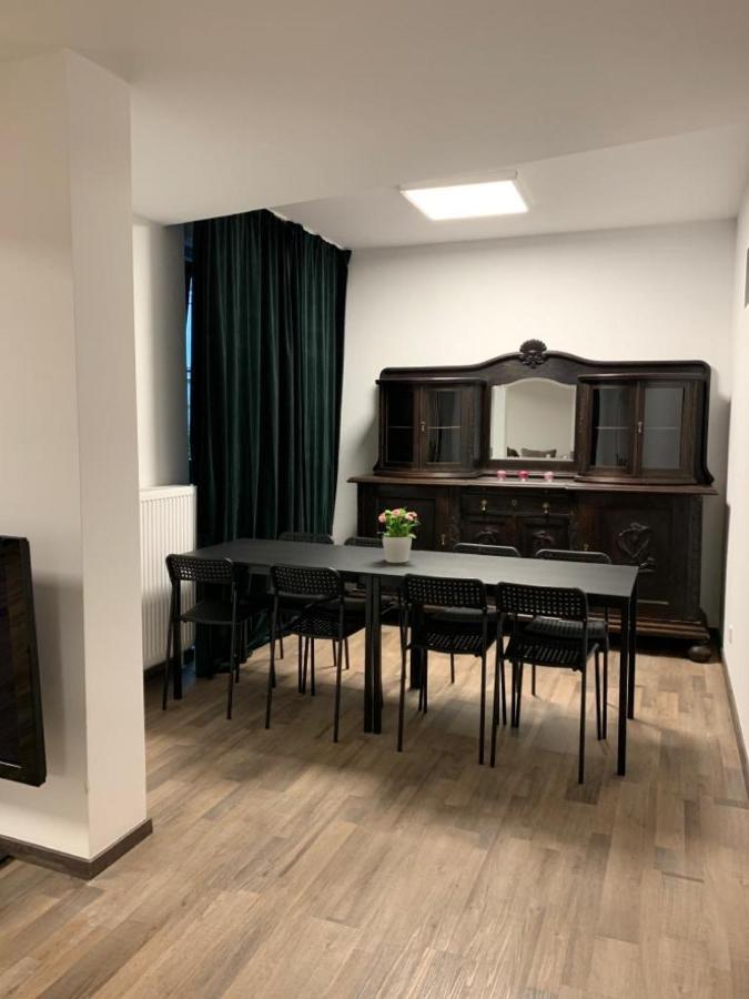 Lovely Share Apartment Aachener Weiher ケルン エクステリア 写真