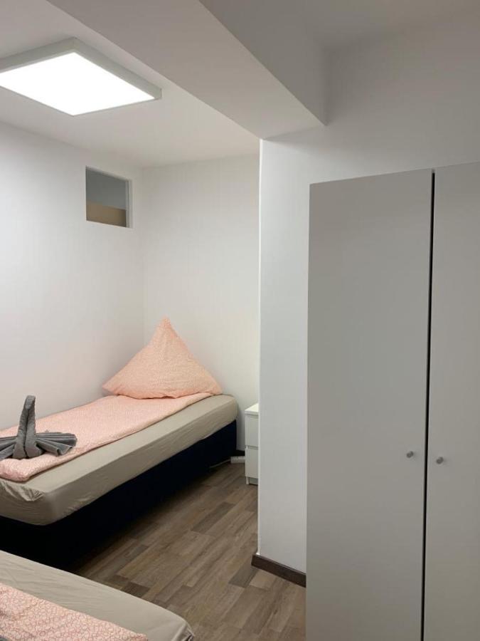 Lovely Share Apartment Aachener Weiher ケルン エクステリア 写真